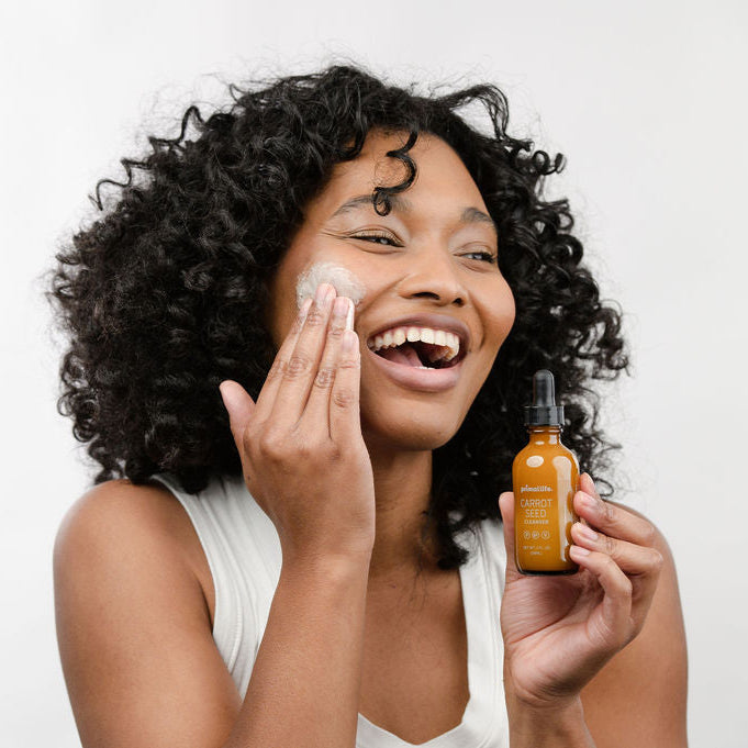 Carrot Seed Cleanser: Oily | Sensitive